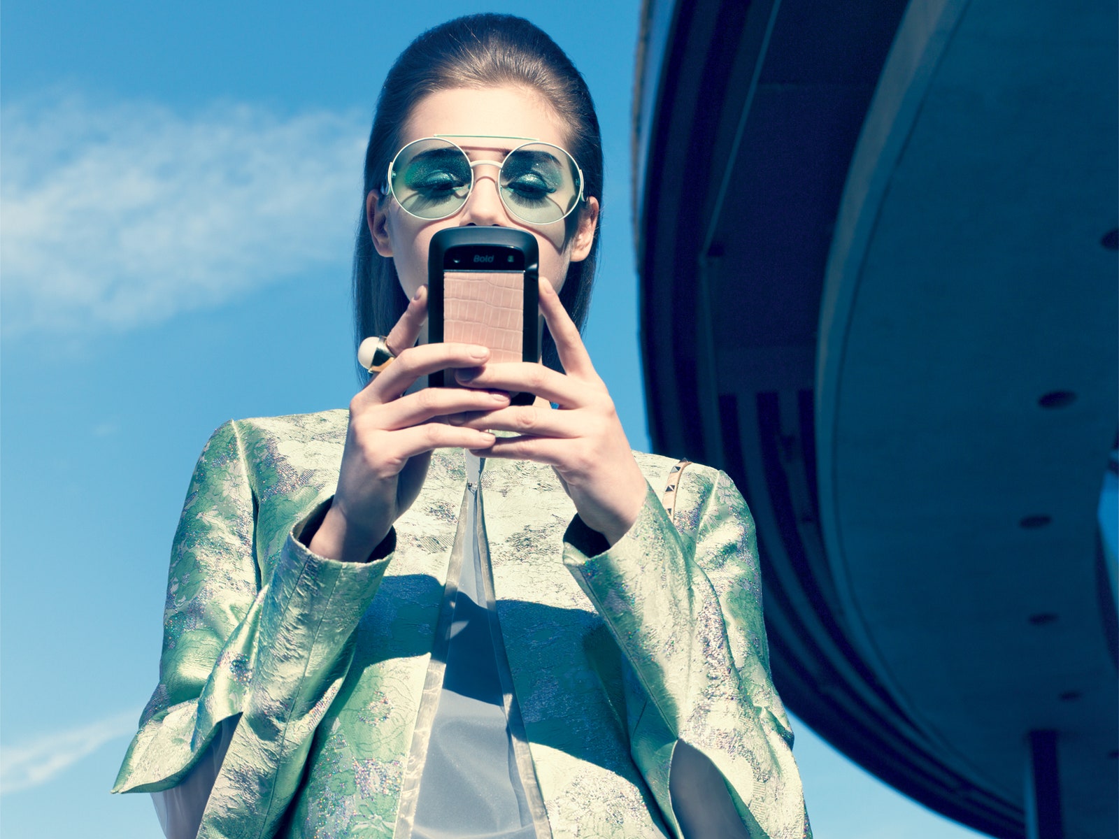 Scroller, Beware: The New Instagram Update May Be Worse for Your Mental Health