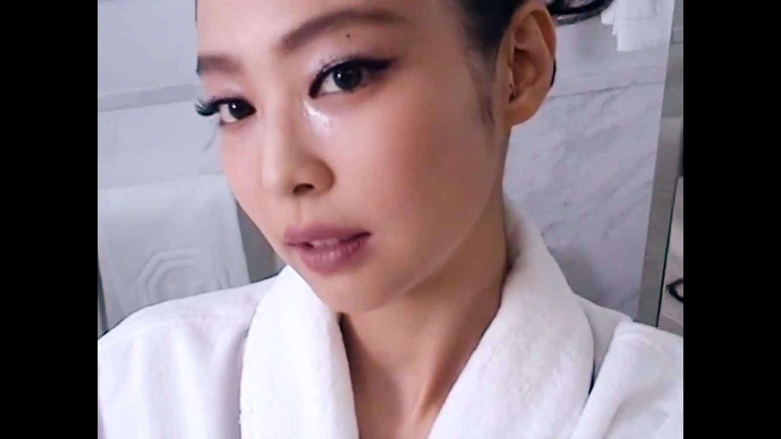 Last Looks: Jennie